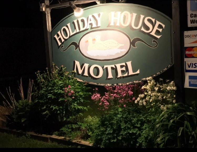 Holiday House Motel Hillsdale Exterior foto